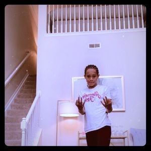 Meet your Posher, Tiara